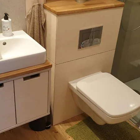 بيت للعطل Tiny Frida